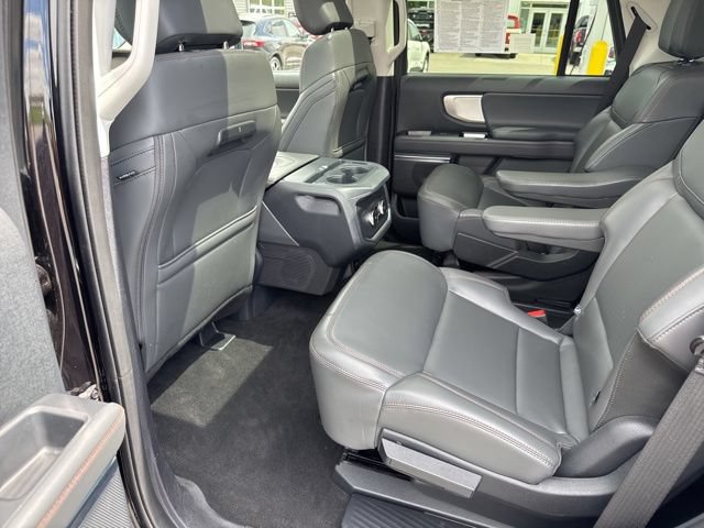 Used 2025 Ford Expedition Active AWD/4WD image 28
