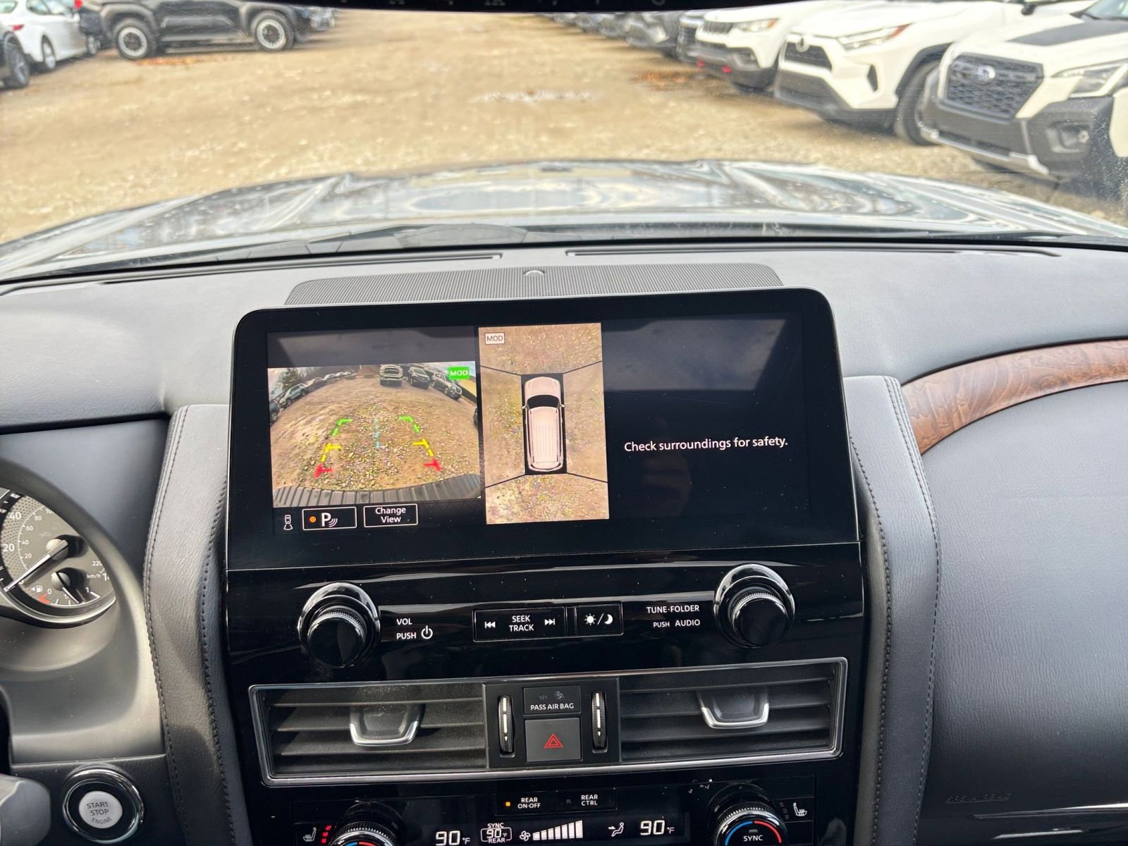 Used 2023 Nissan Armada SL image 17