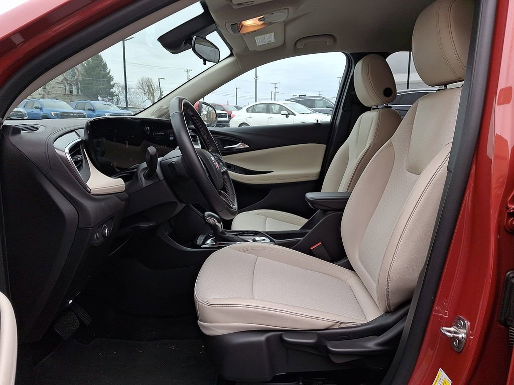 Used 2024 Buick Encore GX Preferred image 13