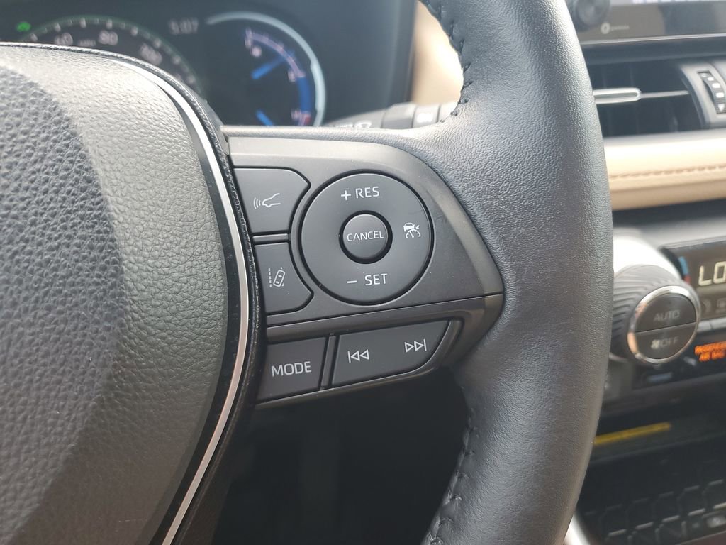 Certified 2021 Toyota RAV4 Limited AWD/4WD image 27