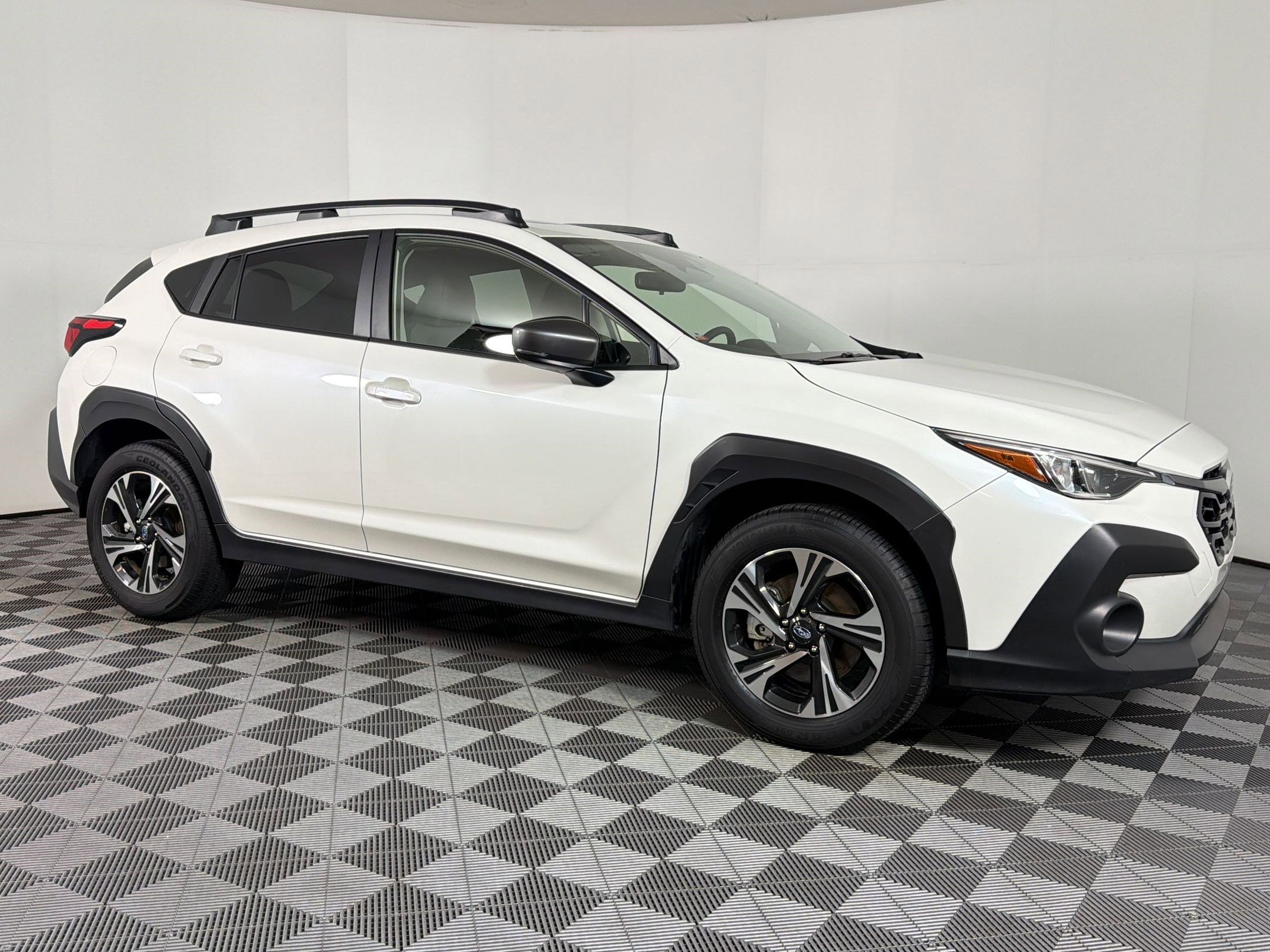 Used 2025 Subaru Crosstrek 2.0i Premium AWD/4WD image 6