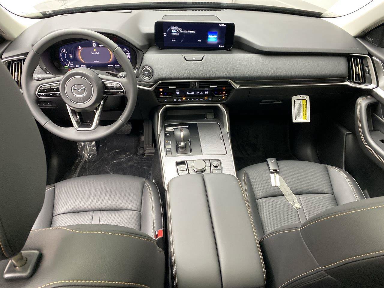Used 2024 MAZDA CX-90 Plug-In Hybrid w/ Premium Pkg AWD/4WD image 3