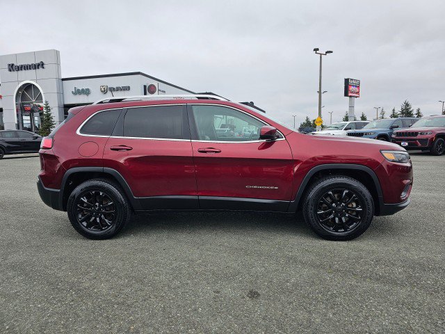 Used 2019 Jeep Cherokee Latitude Plus w/ Comfort/Convenience Group AWD/4WD image 2