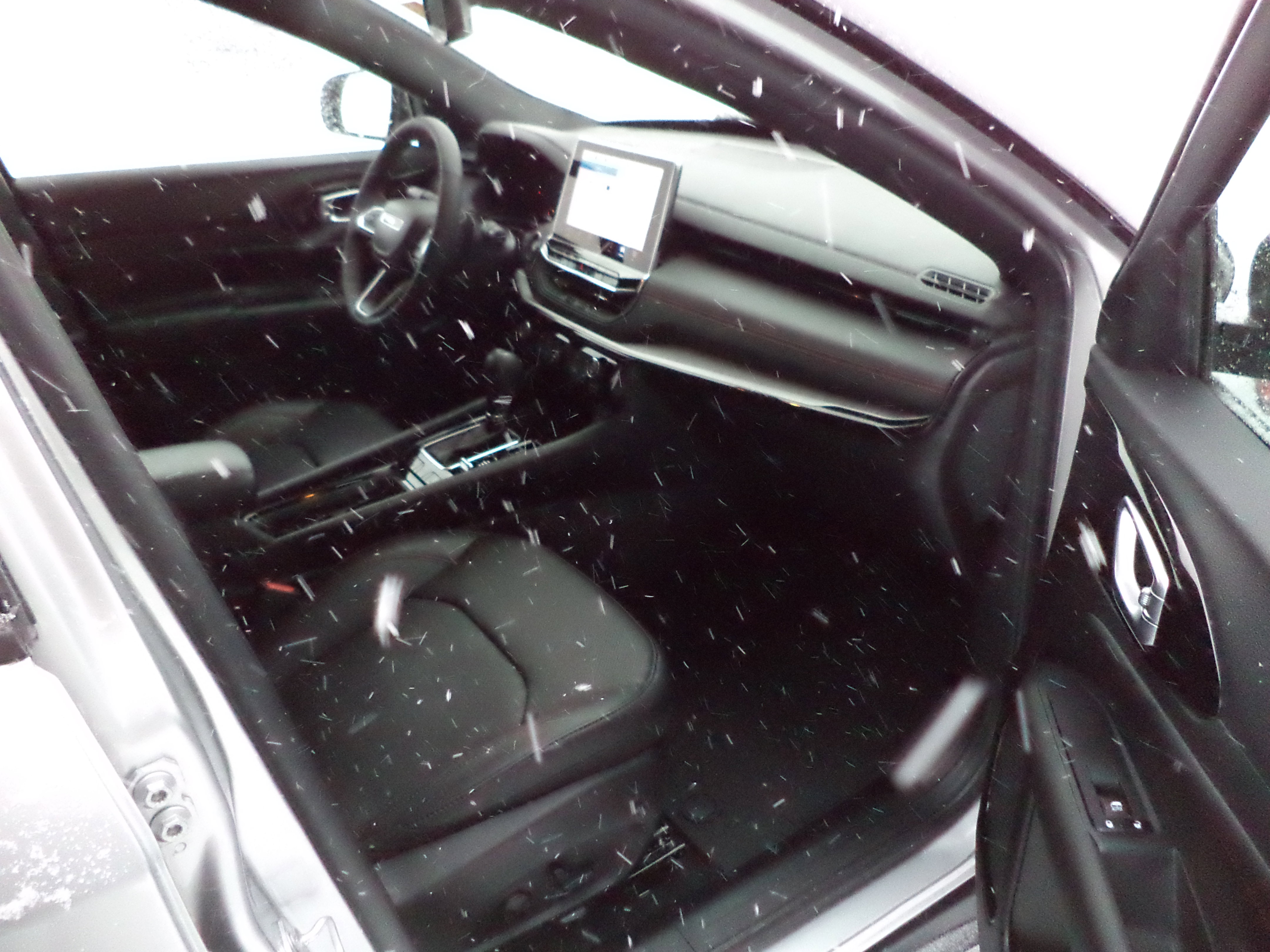 Used 2025 Jeep Compass Trailhawk w/ Trailhawk Elite Group image 7