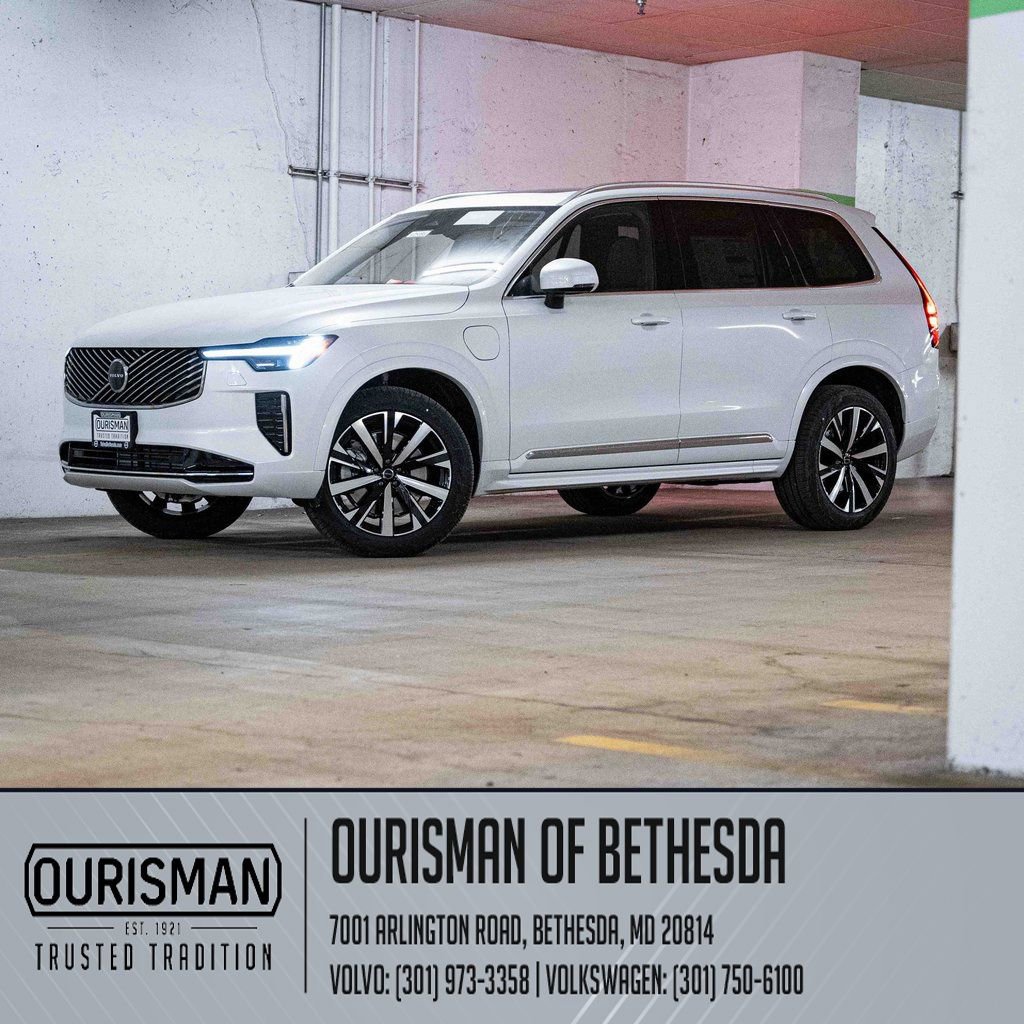 New 2025 Volvo XC90 T8 Core w/ Climate Package