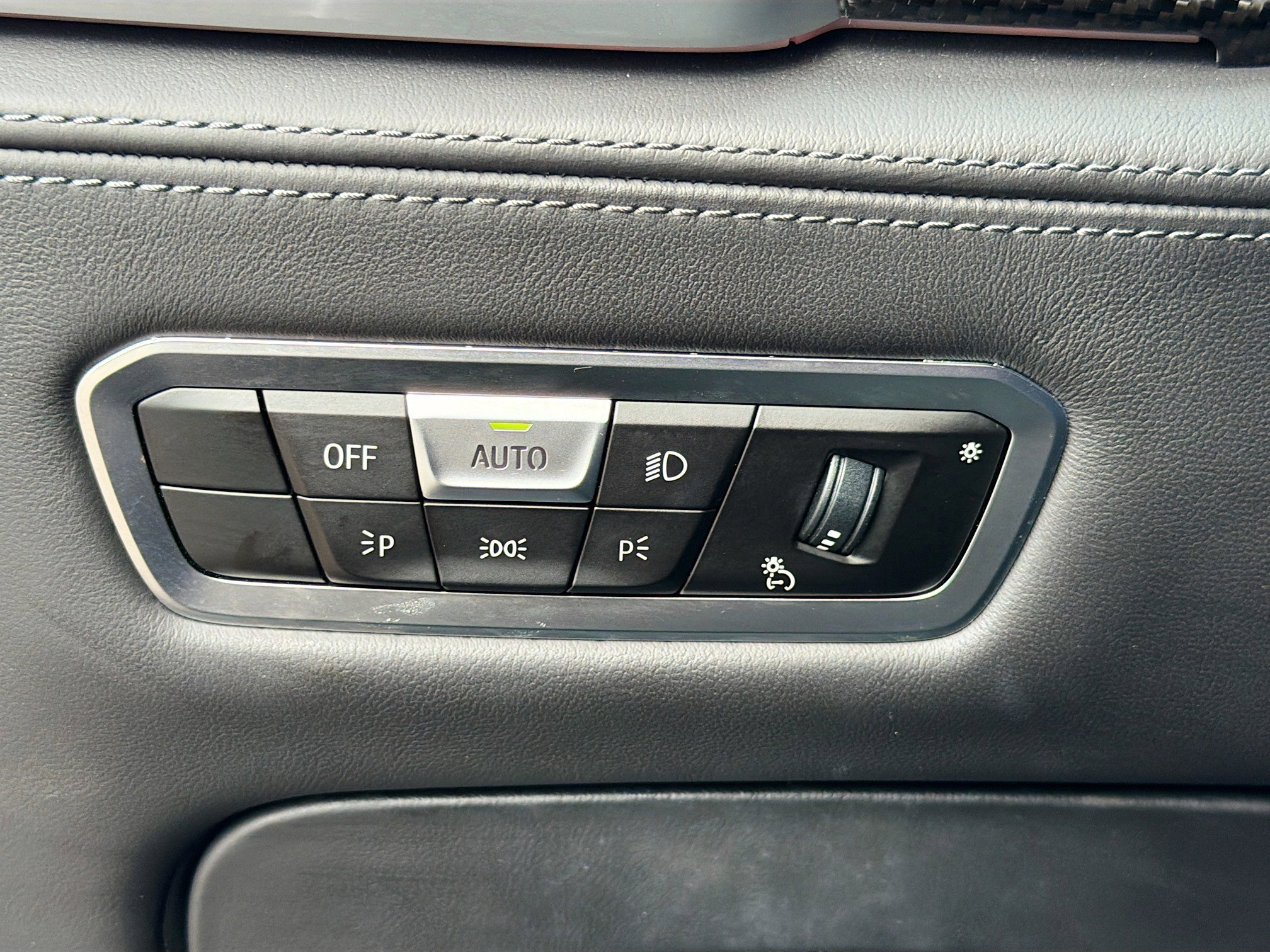 Used 2023 BMW X6 M w/ Competition Package image 35