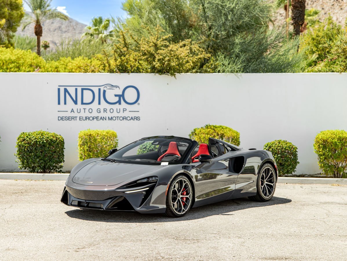 New 2025 McLaren Artura Spider video 1