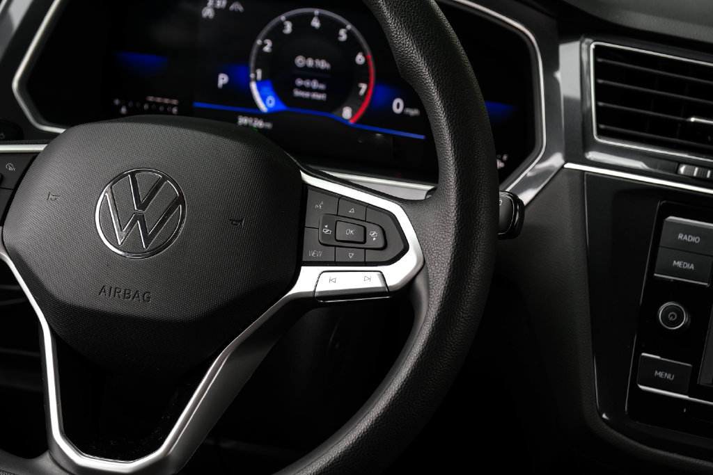 Used 2023 Volkswagen Tiguan S AWD/4WD image 27