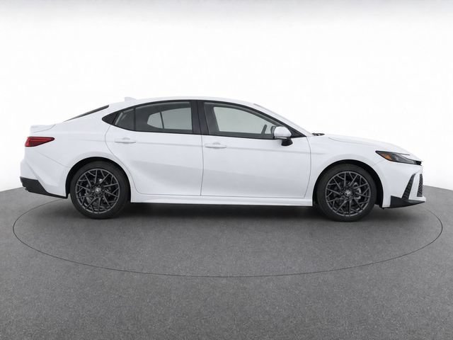 Used 2025 Toyota Camry SE w/ Convenience Package FWD image 2
