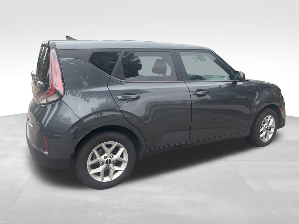 Certified 2023 Kia Soul LX w/ Option Group 015 image 17