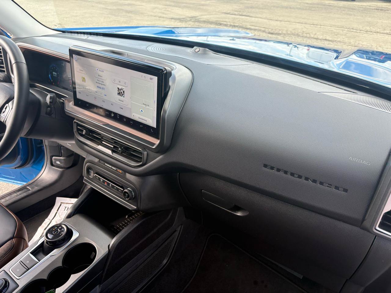 Used 2025 Ford Bronco Sport Outer Banks w/ Outer Banks Tech Package+ AWD/4WD image 41