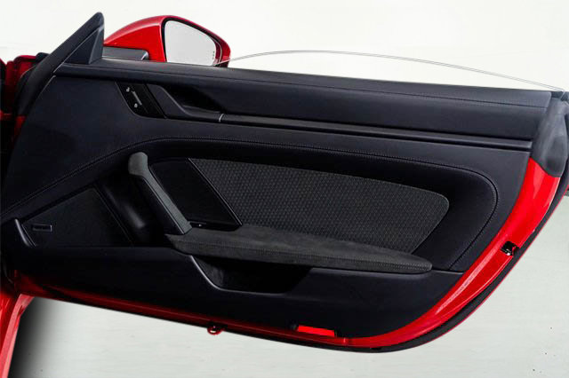 Used 2025 Porsche 911 Carrera 4 GTS image 36