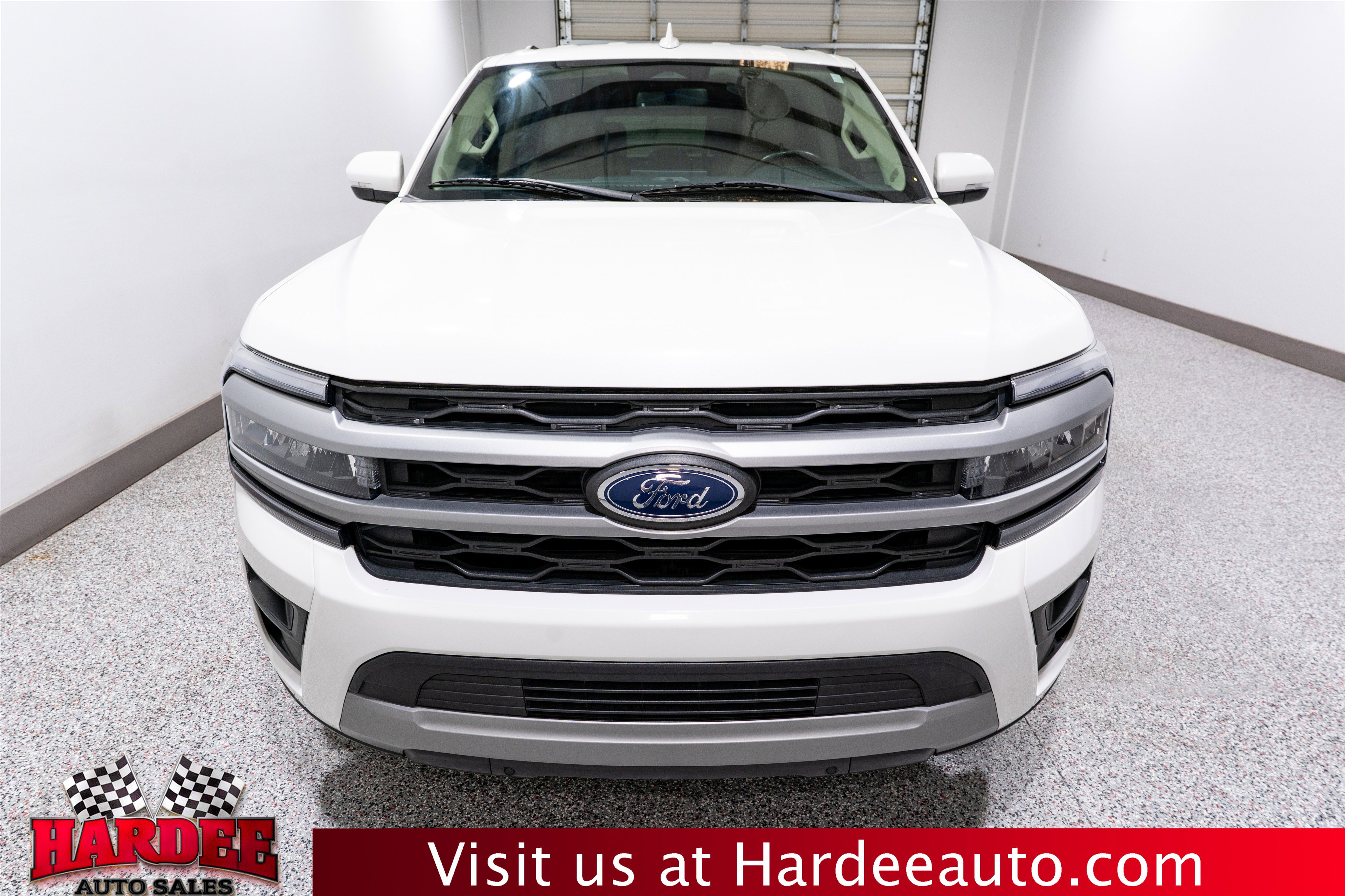 Used 2022 Ford Expedition Max XLT image 7