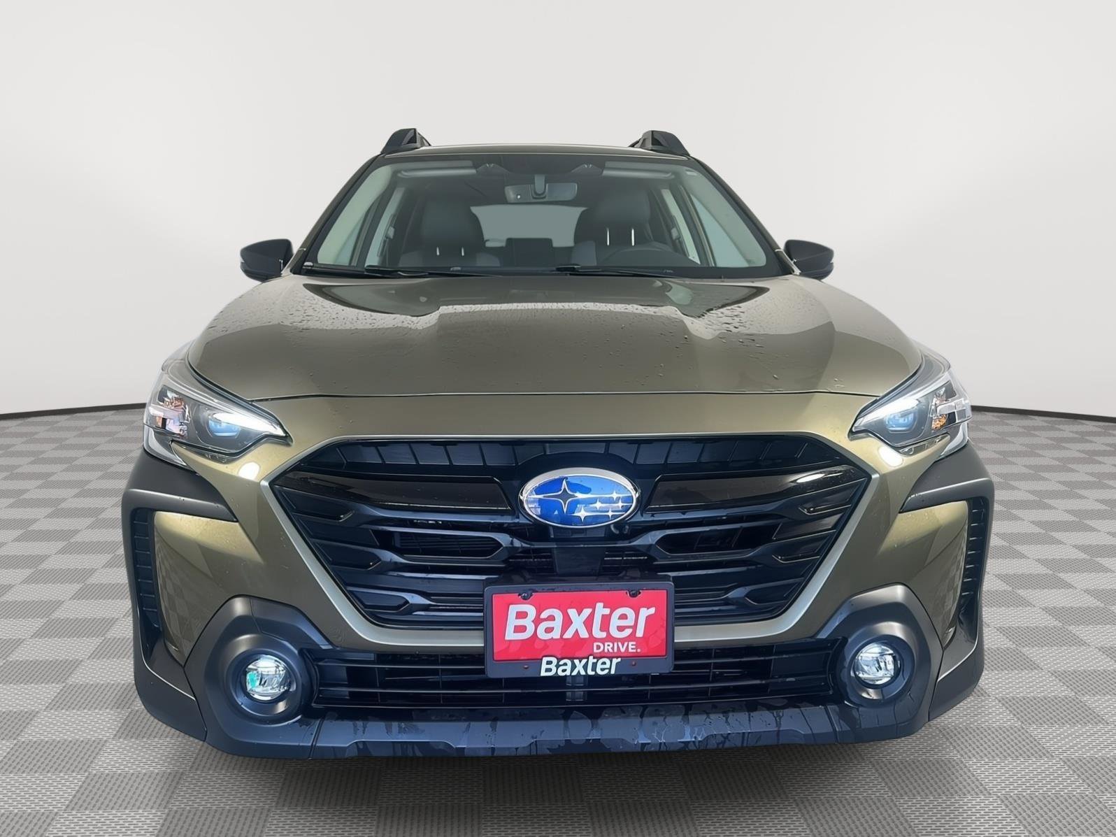 Used 2025 Subaru Outback Onyx Edition image 2