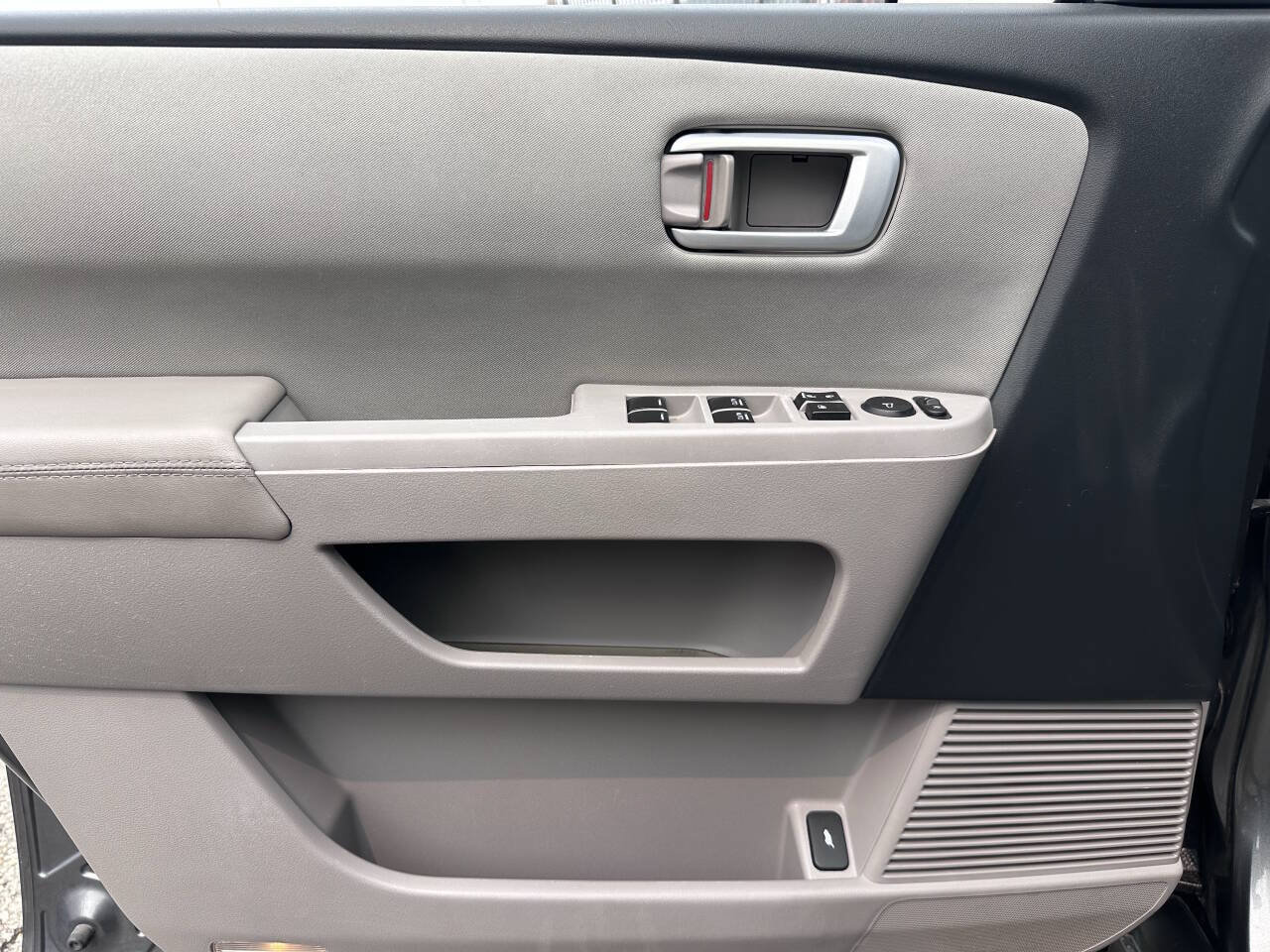 Used 2013 Honda Pilot LX image 21