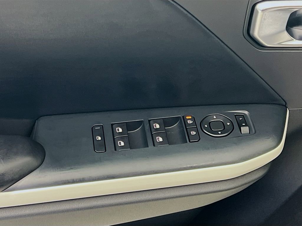 New 2026 Kia K4 GT-Line image 16