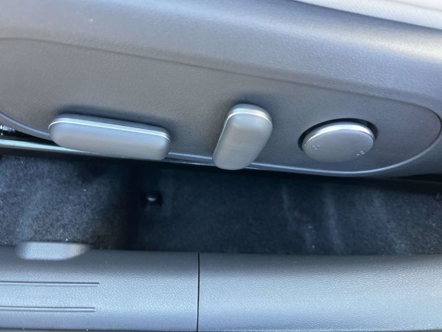 Certified 2026 Hyundai Kona Limited AWD/4WD image 19