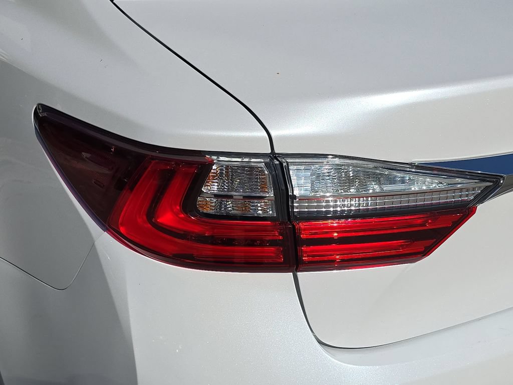 Used 2016 Lexus ES 350 w/ Navigation System Package FWD image 37