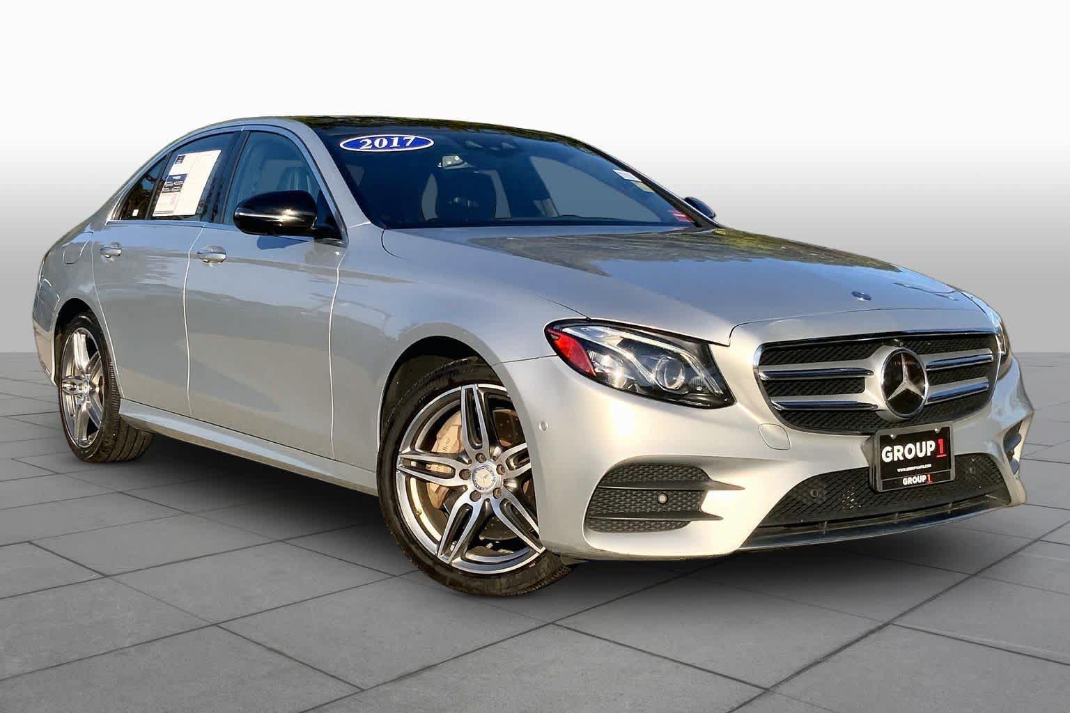 Certified 2017 Mercedes-Benz E 300 4MATIC image 3