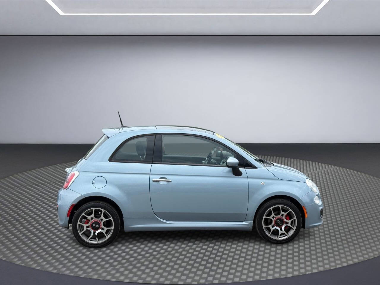 Used 2013 FIAT 500 Sport w/ Comfort/Convenience Group FWD image 8