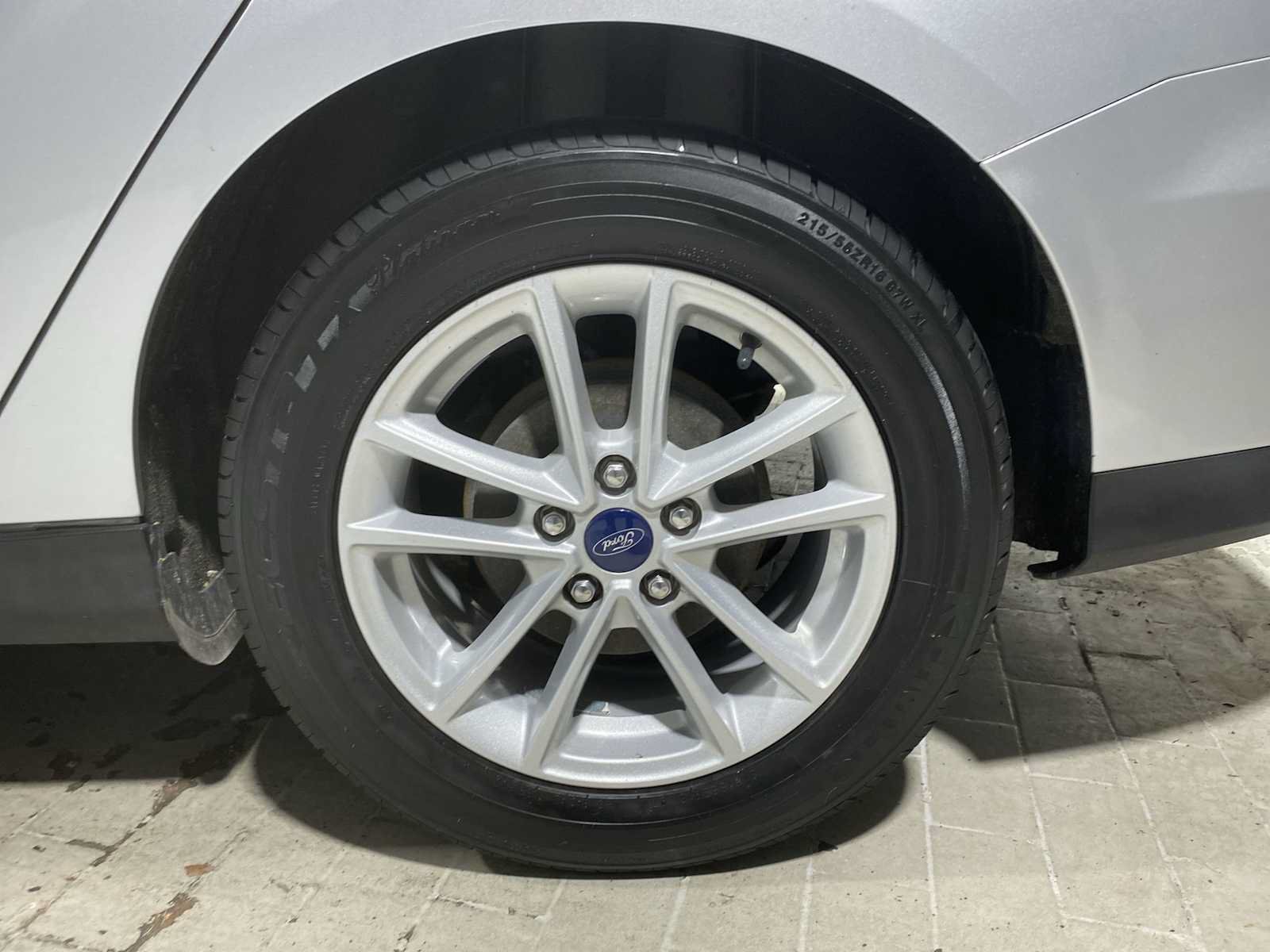 Used 2018 Ford Focus SE FWD image 8
