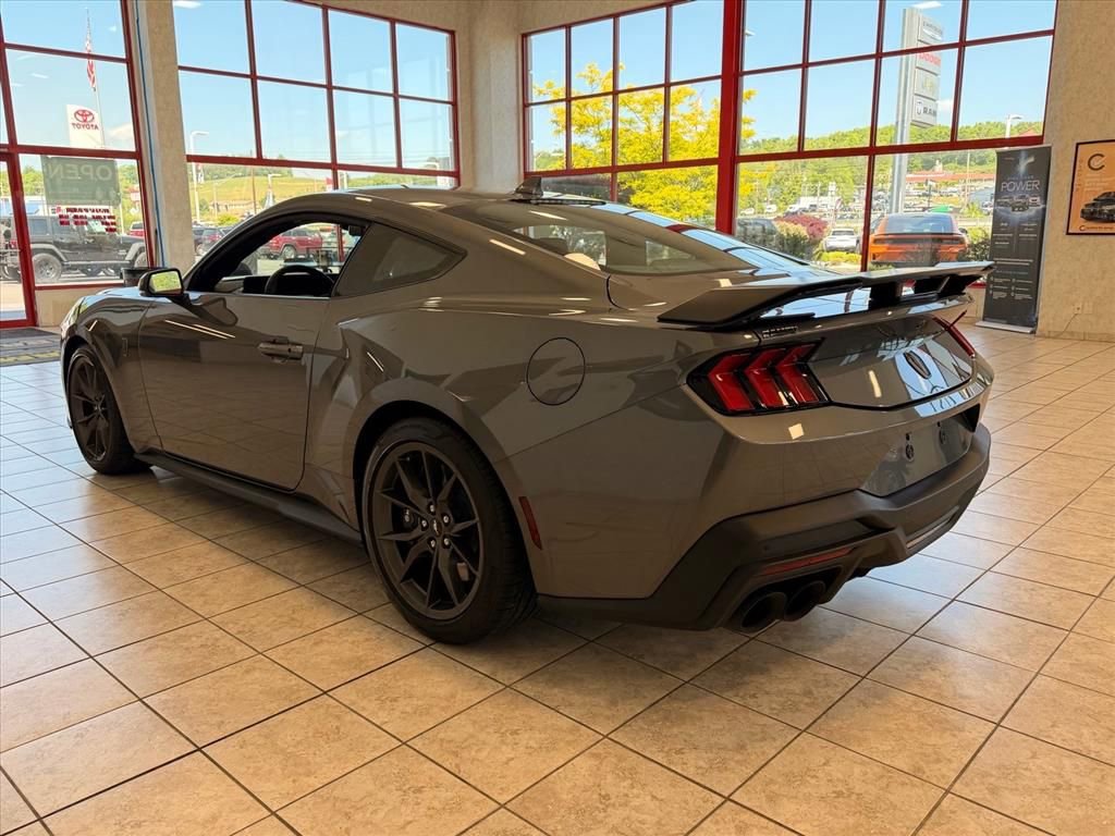 Used 2026 Ford Mustang Dark Horse RWD image 8