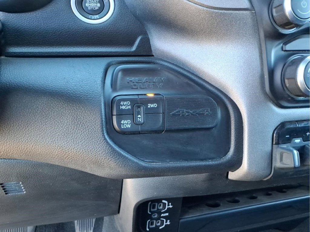 Used 2024 RAM 2500 Tradesman w/ Chrome Appearance Group AWD/4WD image 25