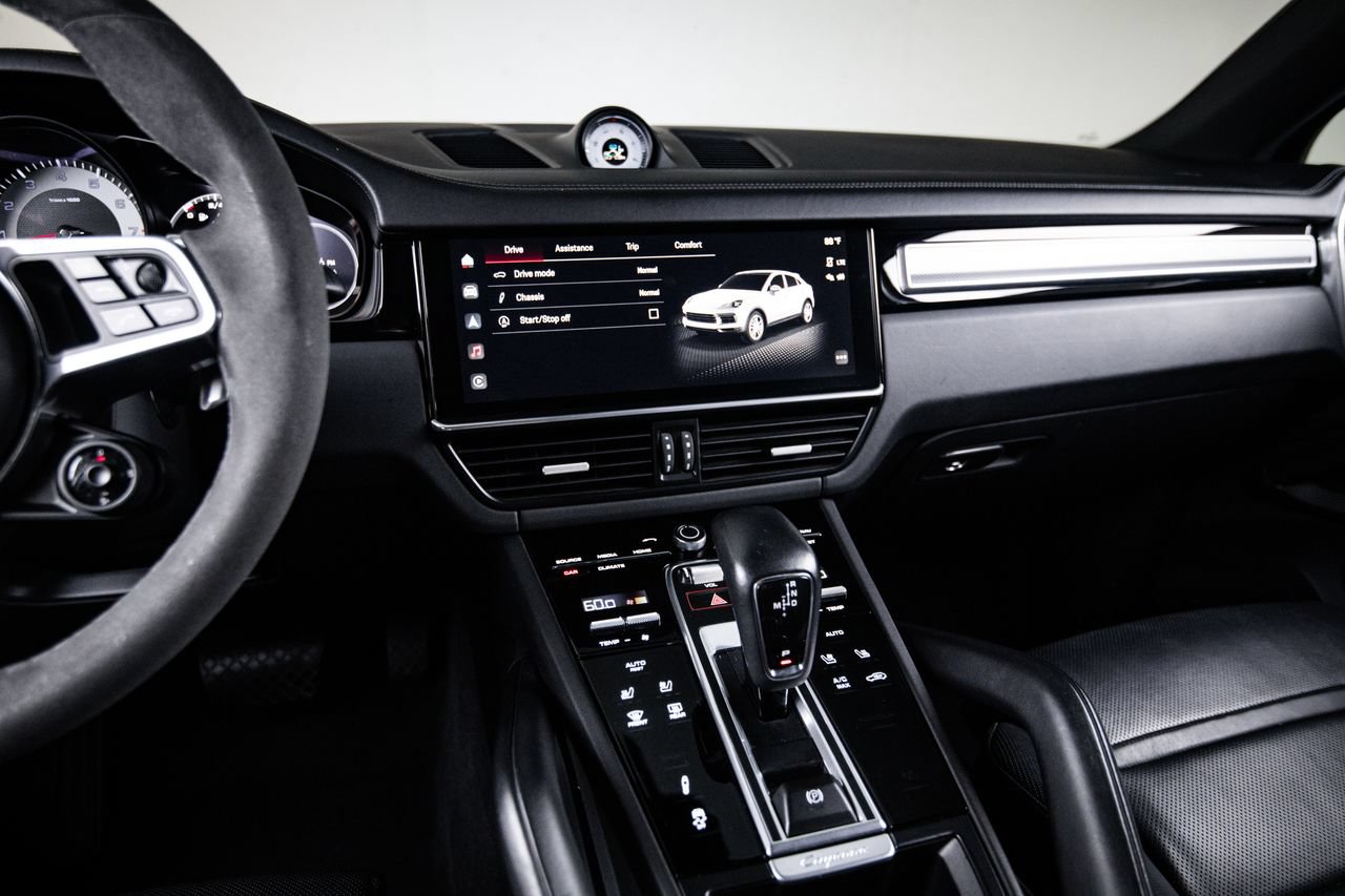 Certified 2023 Porsche Cayenne Platinum Edition AWD/4WD image 19
