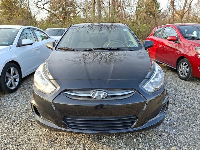 Used 2017 Hyundai Accent SE image 2