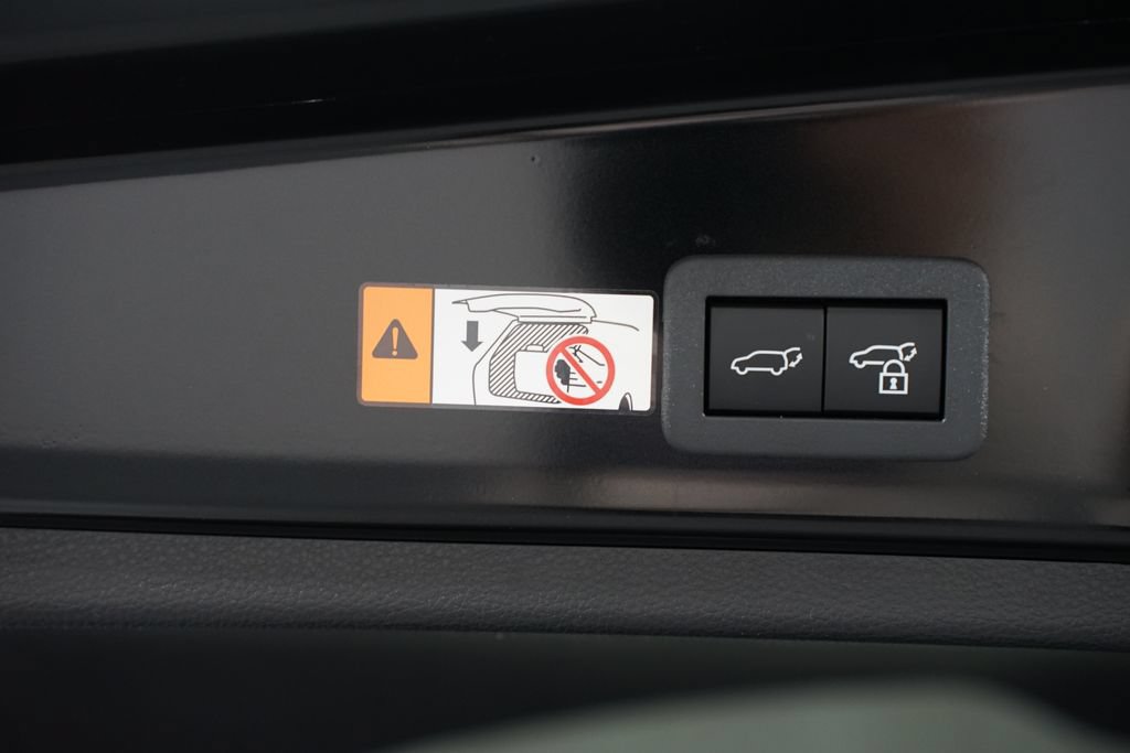 New 2026 Toyota Corolla Cross XLE FWD image 34