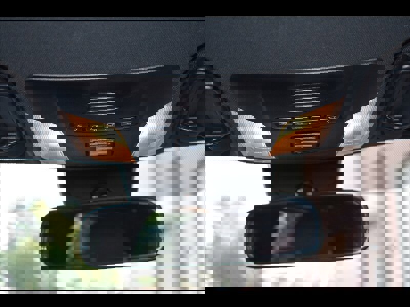 Used 2019 Toyota Corolla SE image 32