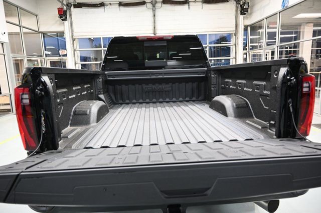 New 2026 GMC Sierra 2500 Denali w/ Denali Reserve Package image 8