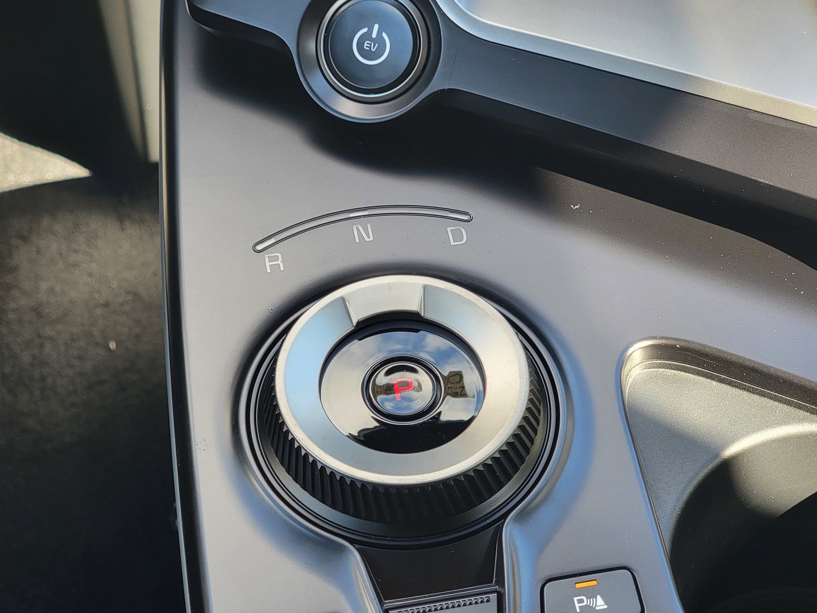 New 2025 Kia EV6 Light w/ Light LR Technology Package image 25
