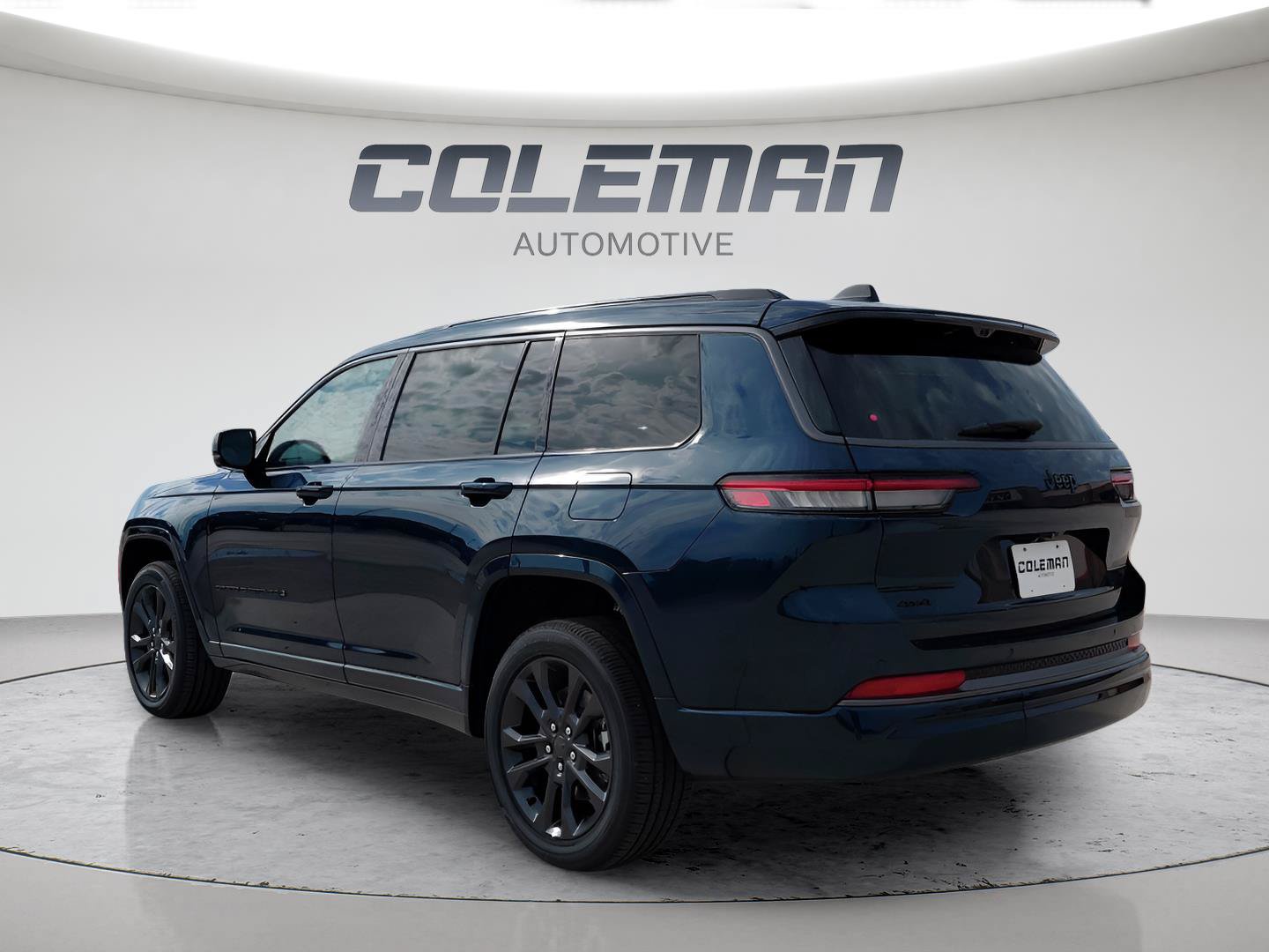 New 2026 Jeep Grand Cherokee L Limited AWD/4WD image 3