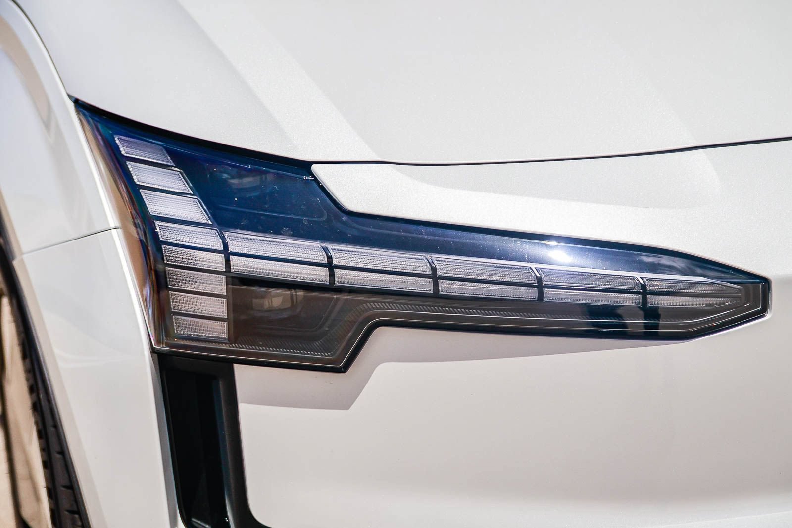 New 2026 Volvo EX30 Plus AWD/4WD image 10