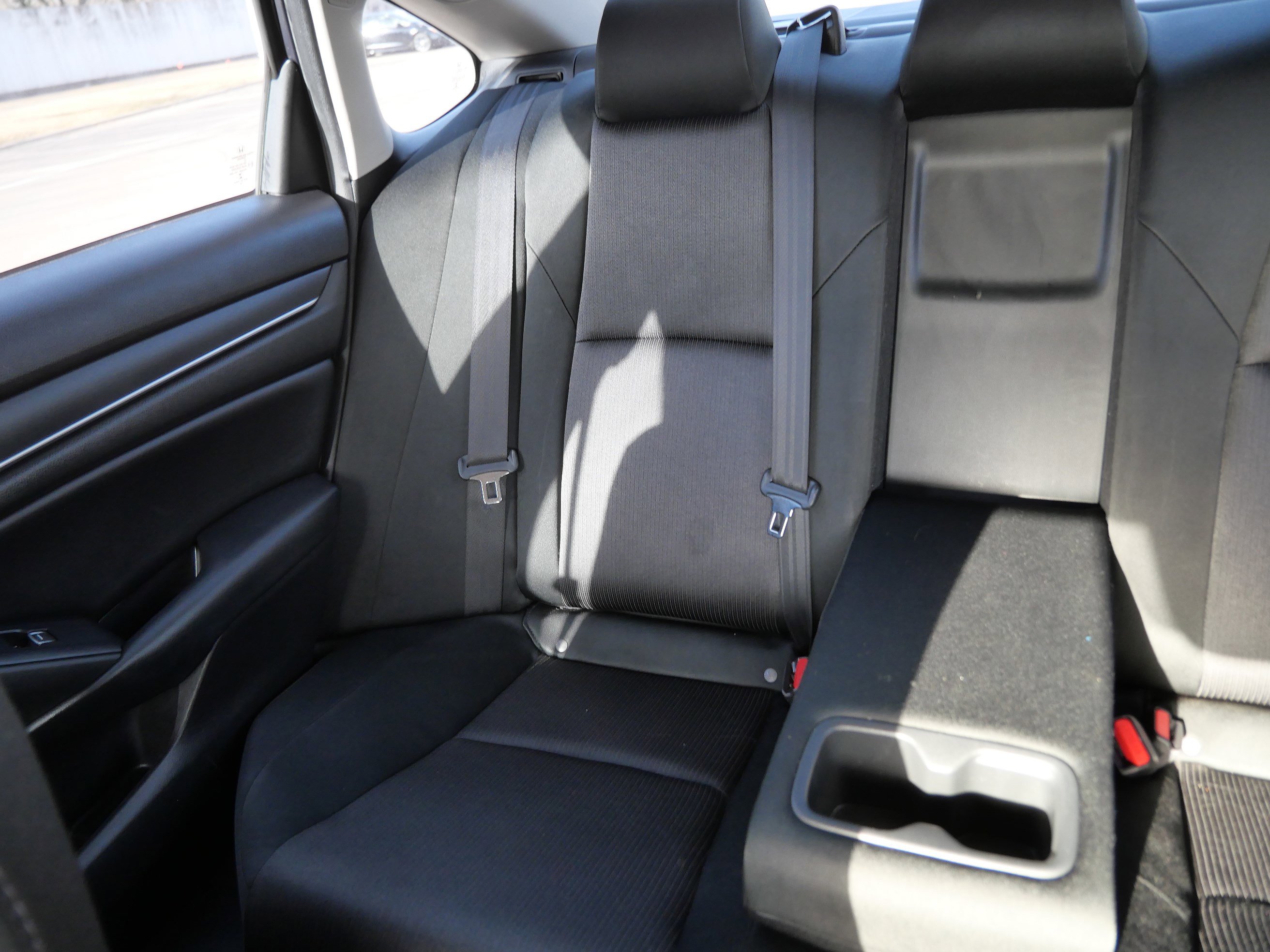 Used 2018 Honda Accord LX image 12