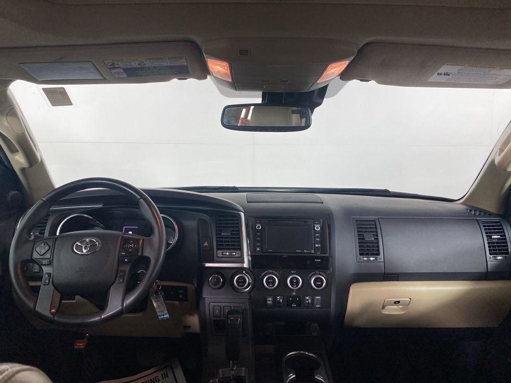 Used 2018 Toyota Sequoia Limited w/ Safety & Convenience Package AWD/4WD image 31