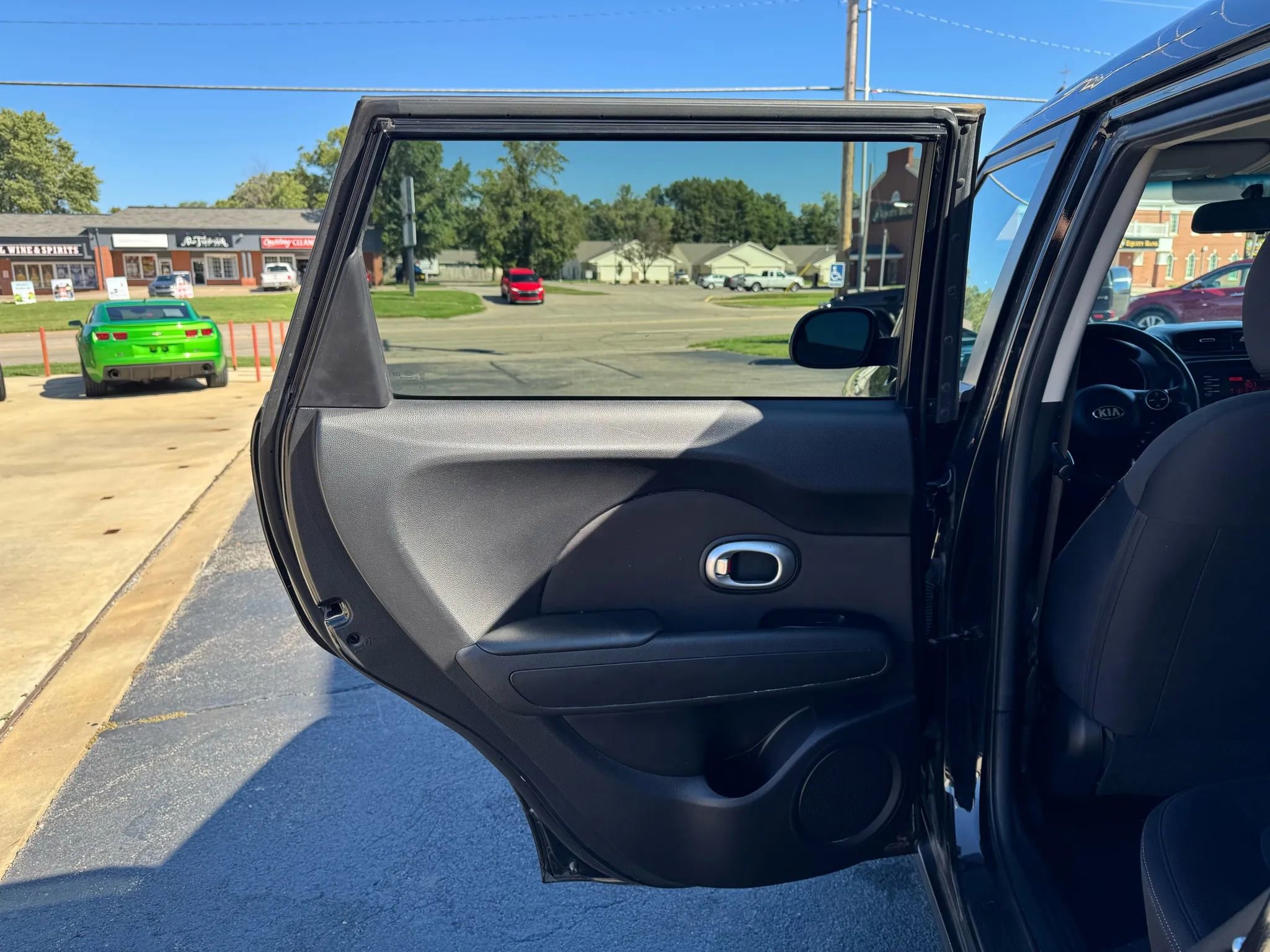 Used 2015 Kia Soul image 23