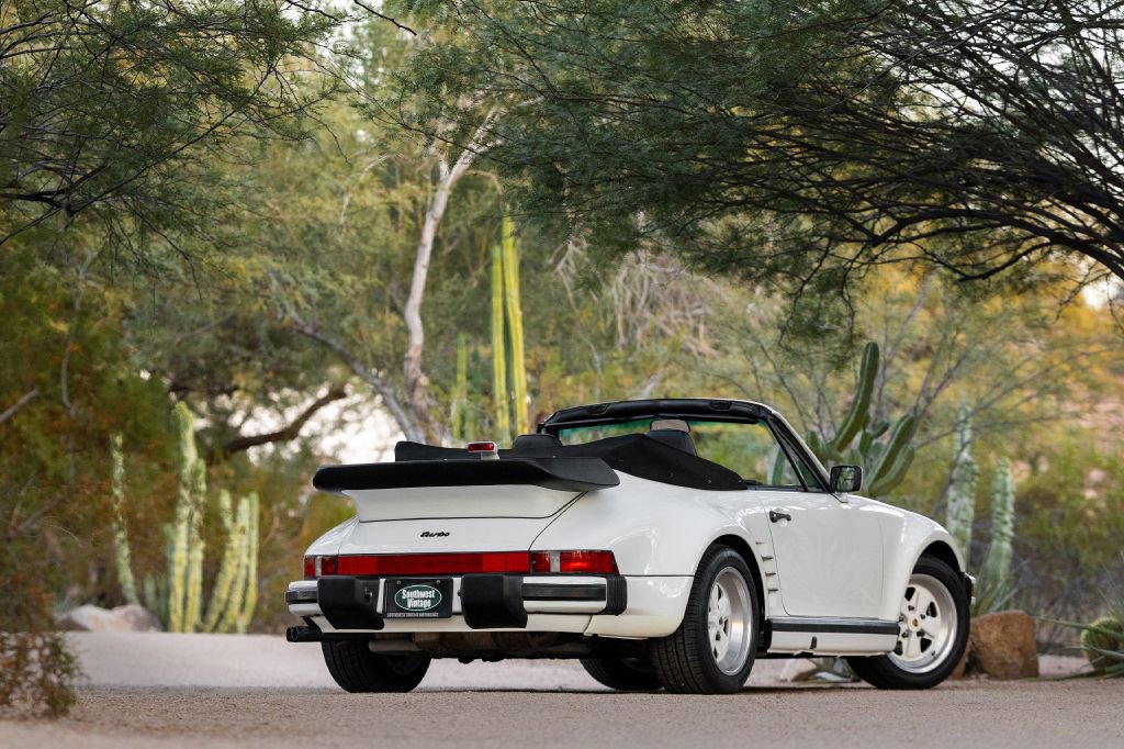 Used 1989 Porsche 911 Turbo image 4