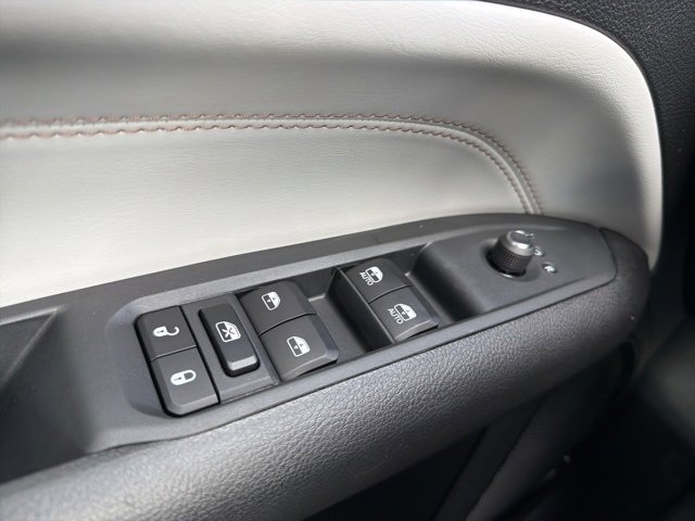 New 2026 Jeep Compass Limited image 18