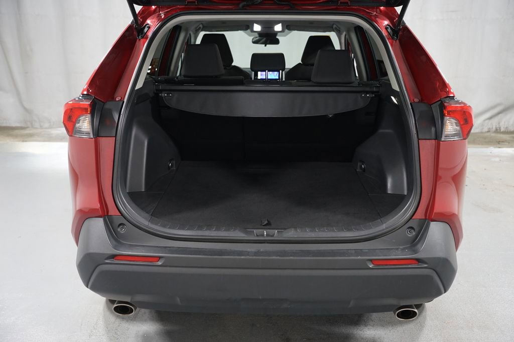 Certified 2025 Toyota RAV4 XLE AWD/4WD image 34