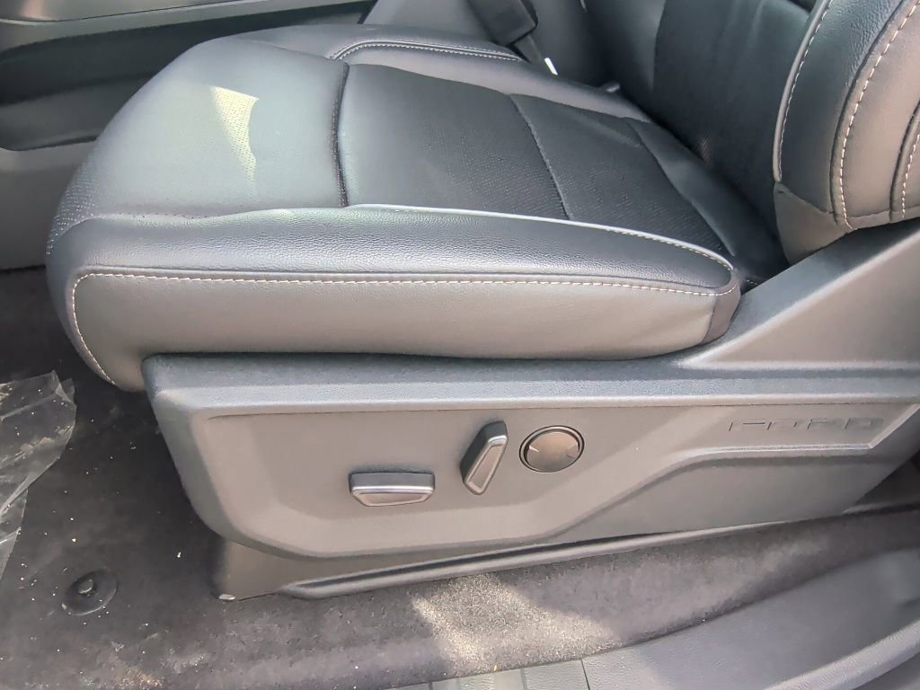 New 2026 Ford F150 Lariat image 14