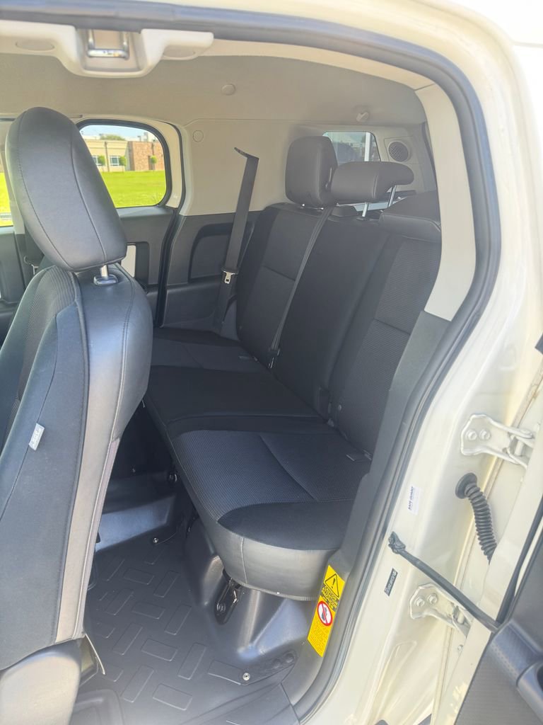 Used 2012 Toyota FJ Cruiser 2WD w/ Upgrade Pkg image 15