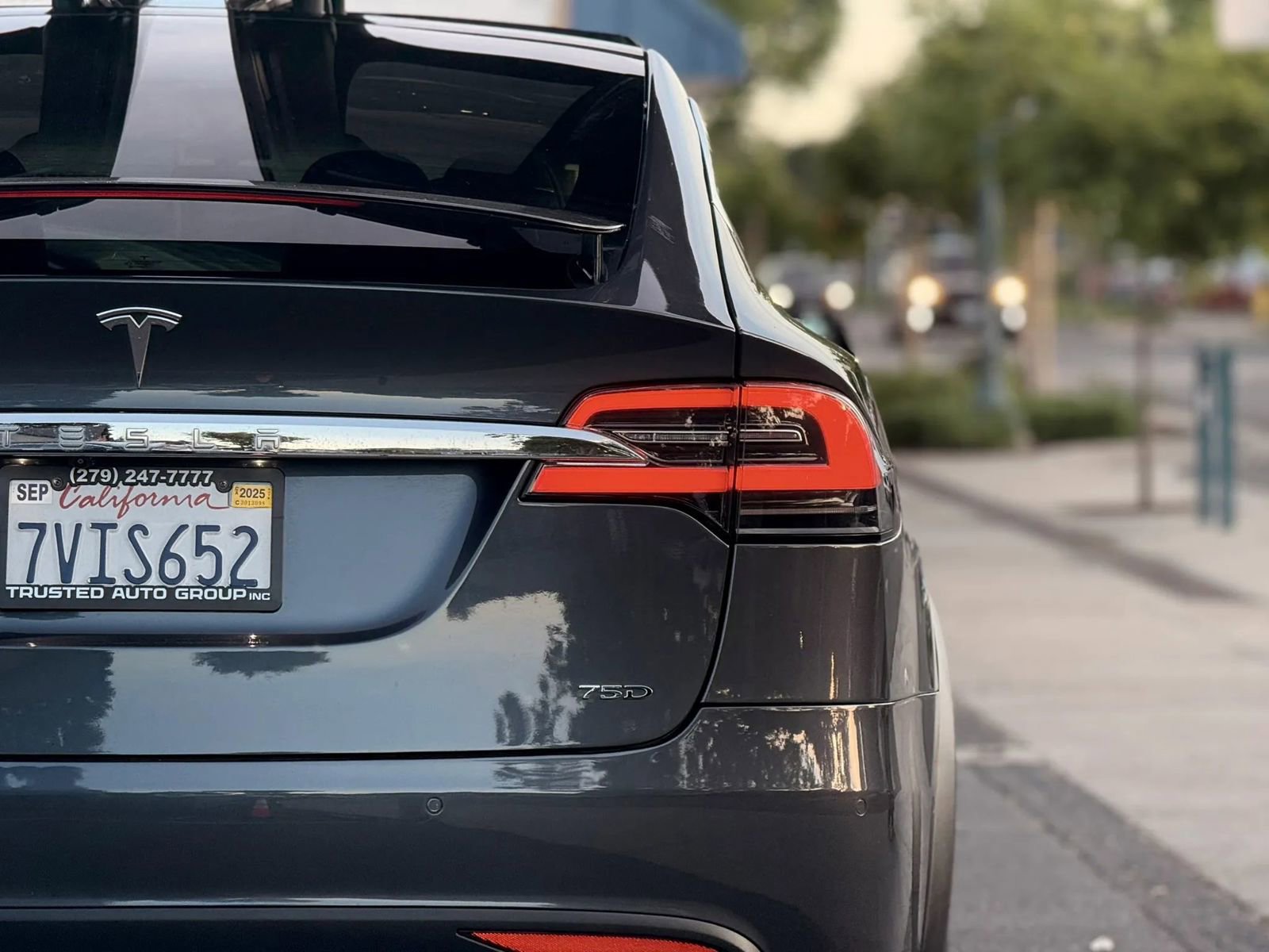 Used 2016 Tesla Model X 75D AWD/4WD image 10