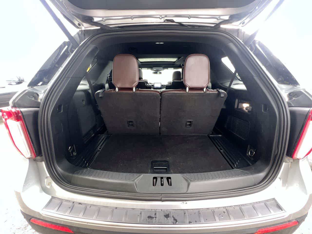 Used 2020 Ford Explorer Platinum AWD/4WD image 26