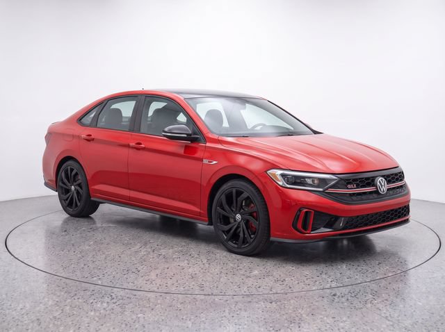 Used 2024 Volkswagen Jetta GLI Autobahn FWD image 2