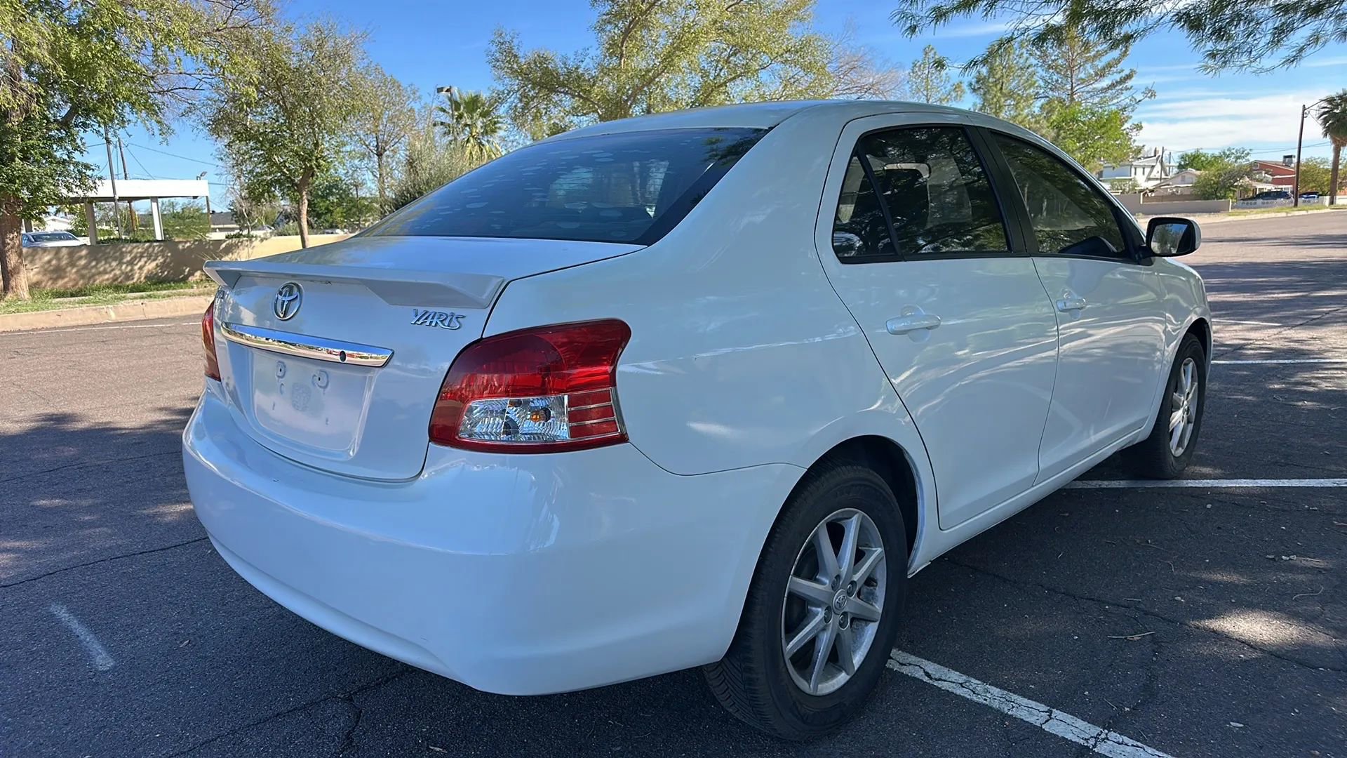 Used 2010 Toyota Yaris Sedan FWD image 14