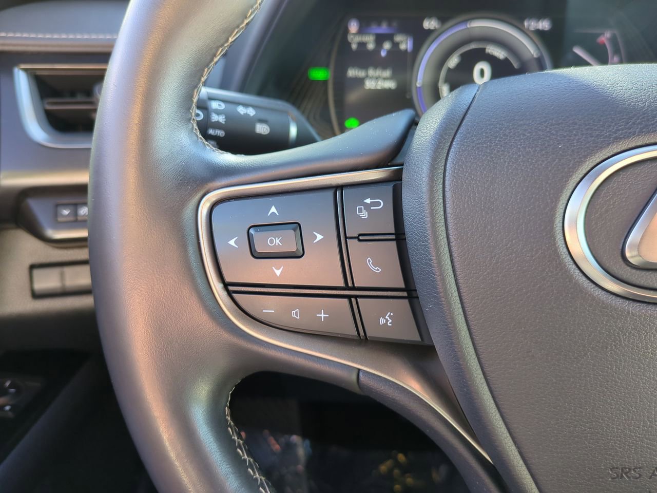 Certified 2021 Lexus UX 250h image 18