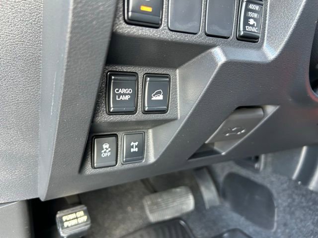 Used 2023 Nissan Frontier PRO-4X w/ Pro Convenience Package AWD/4WD image 28