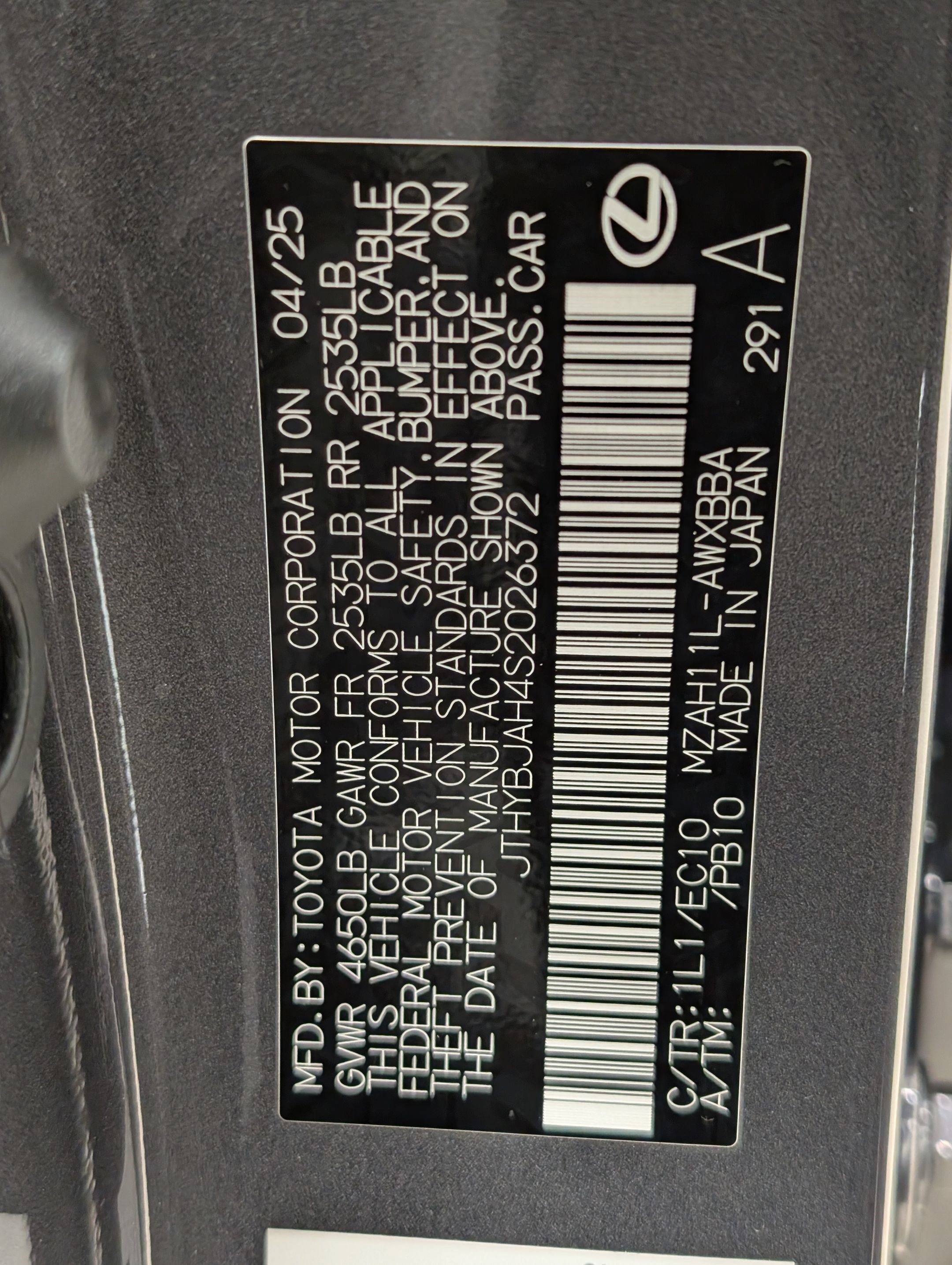 Used 2025 Lexus UX 300h FWD image 23
